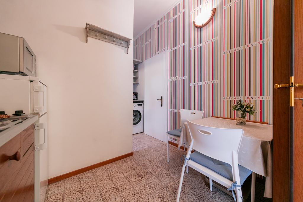 Apartments Kastelani Komiža Extérieur photo